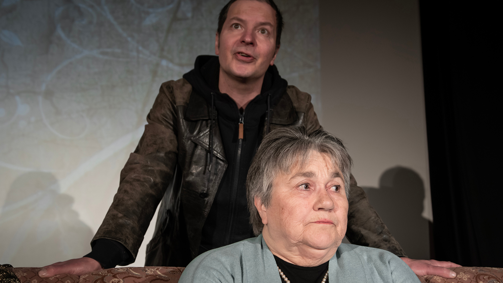 Olga kertoo monisäikeistä tarinaa naisesta ja miehestä | Amusa.fi